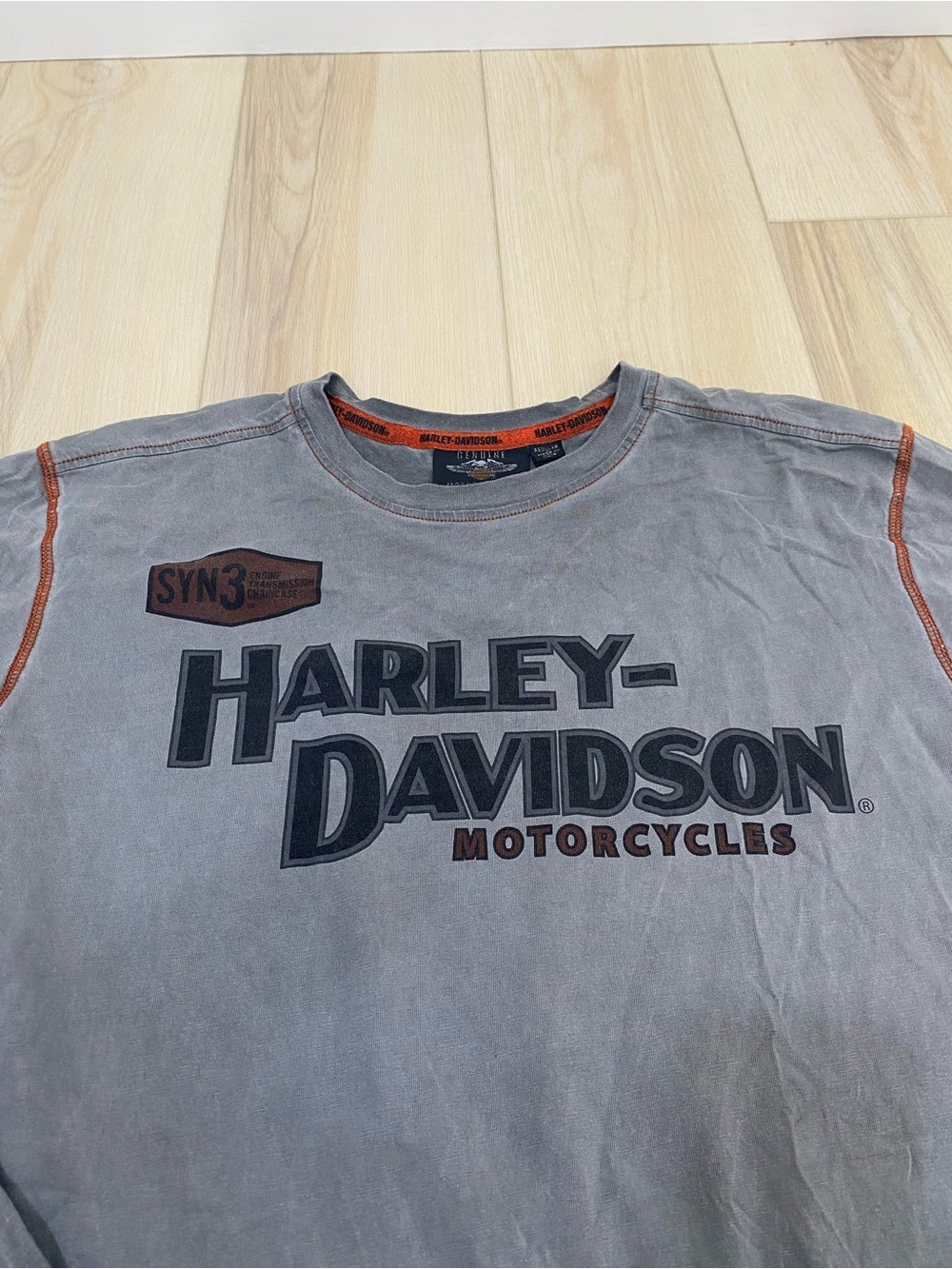 Harley Davidson EST. 1903 Men's Long Sleeve Size Large Gray Faded Style - Picture 4 of 10